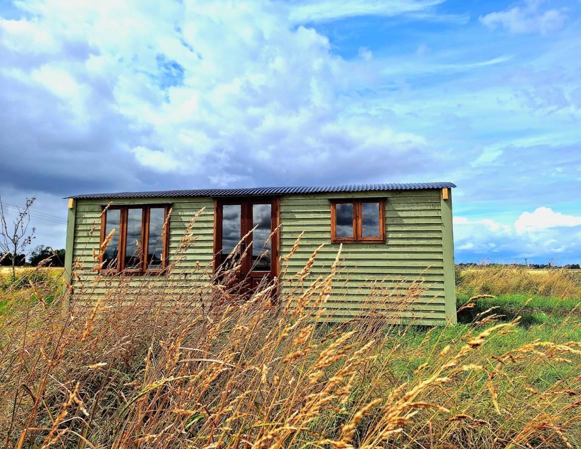 Вилла Boyce Fen Farm Retreat Glamping & Fishery Уисбек Экстерьер фото